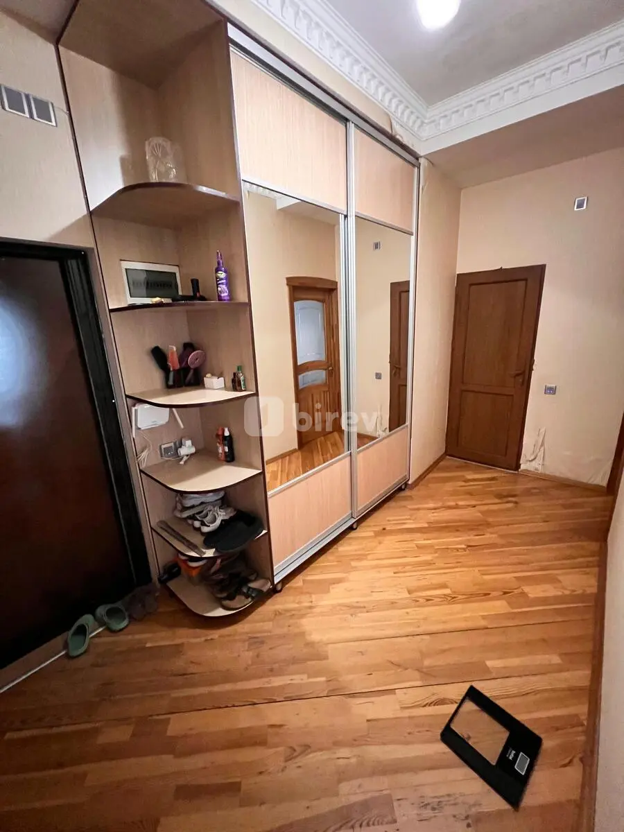 3-комнатная квартира, пос. 8-й километр, Bəhruz Nuriyev 16a, Низаминский район — фото 12
