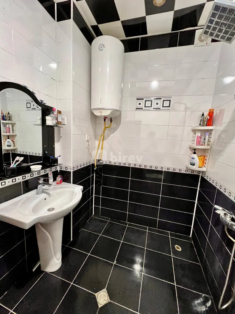 3-комнатная квартира, пос. 8-й километр, Bəhruz Nuriyev 16a, Низаминский район — фото 16