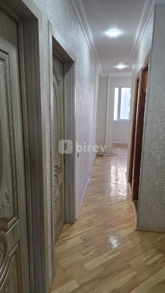 3-комнатная квартира, 7-й микрорайон, Abay Kunanbayev küçəsi, Бинагадинский район — фото 9