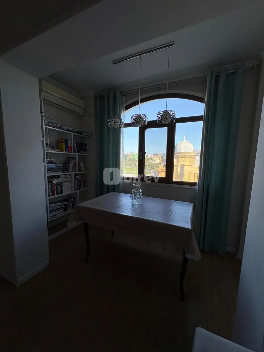 3-комнатная квартира, Наримановский район, Gülarə Qədirbəyova 63A, Баку — фото 9