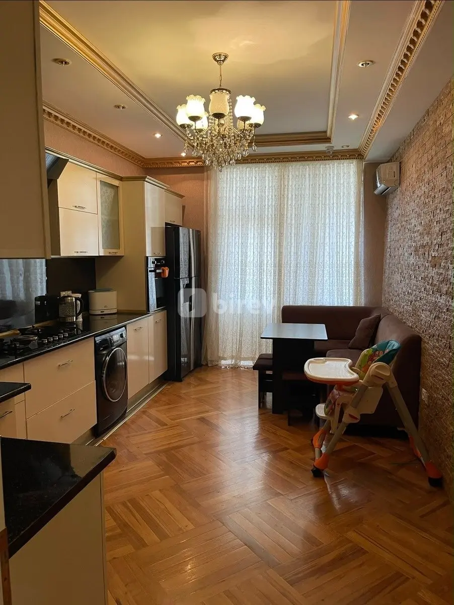 3-комнатная квартира, Насиминский район, Sabit Rəhman küç., Баку — фото 1