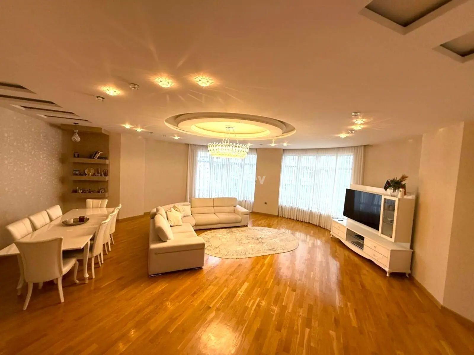 4-комнатная квартира, Насиминский район, Səməd Vurğun küç., Баку — фото 1