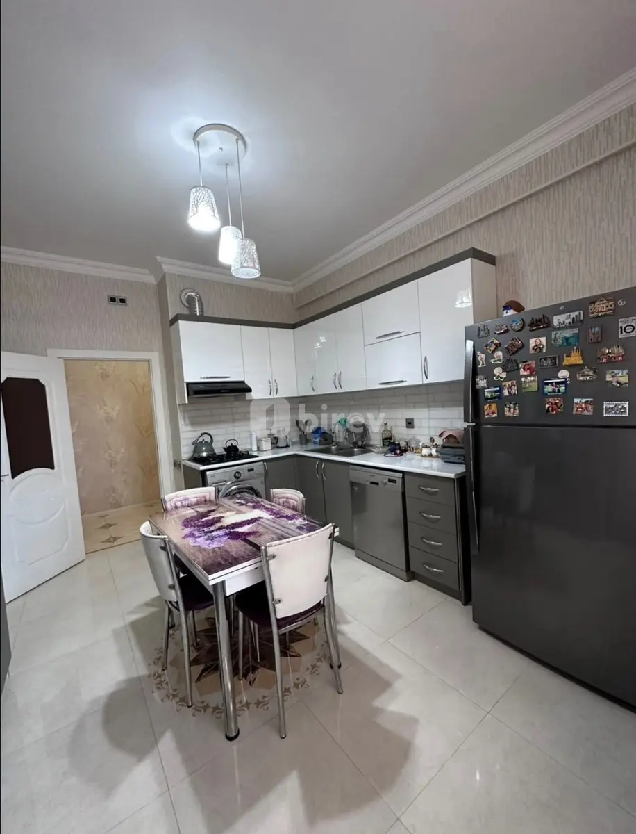3-комнатная квартира, 4-й микрорайон, 4-cü mikrorayon, Насиминский район — фото 9