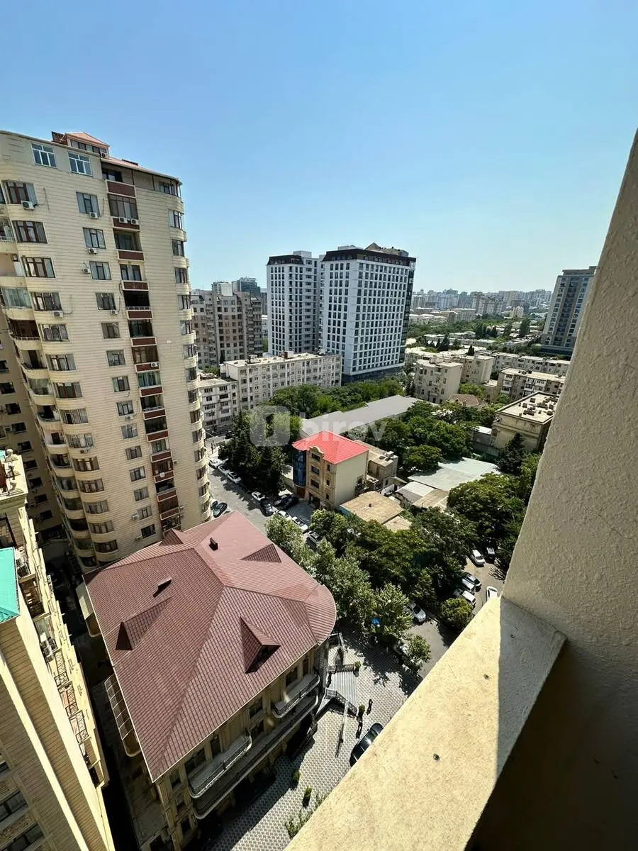 4-комнатная квартира, Насиминский район, Qulu Quluyev küçəsi, Баку — фото 2
