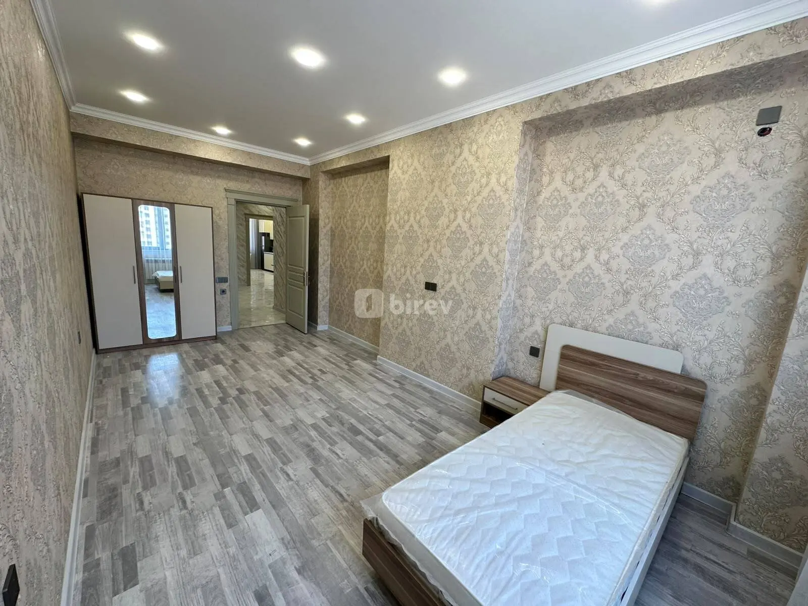 4-комнатная квартира, Насиминский район, Qulu Quluyev küçəsi, Баку — фото 7