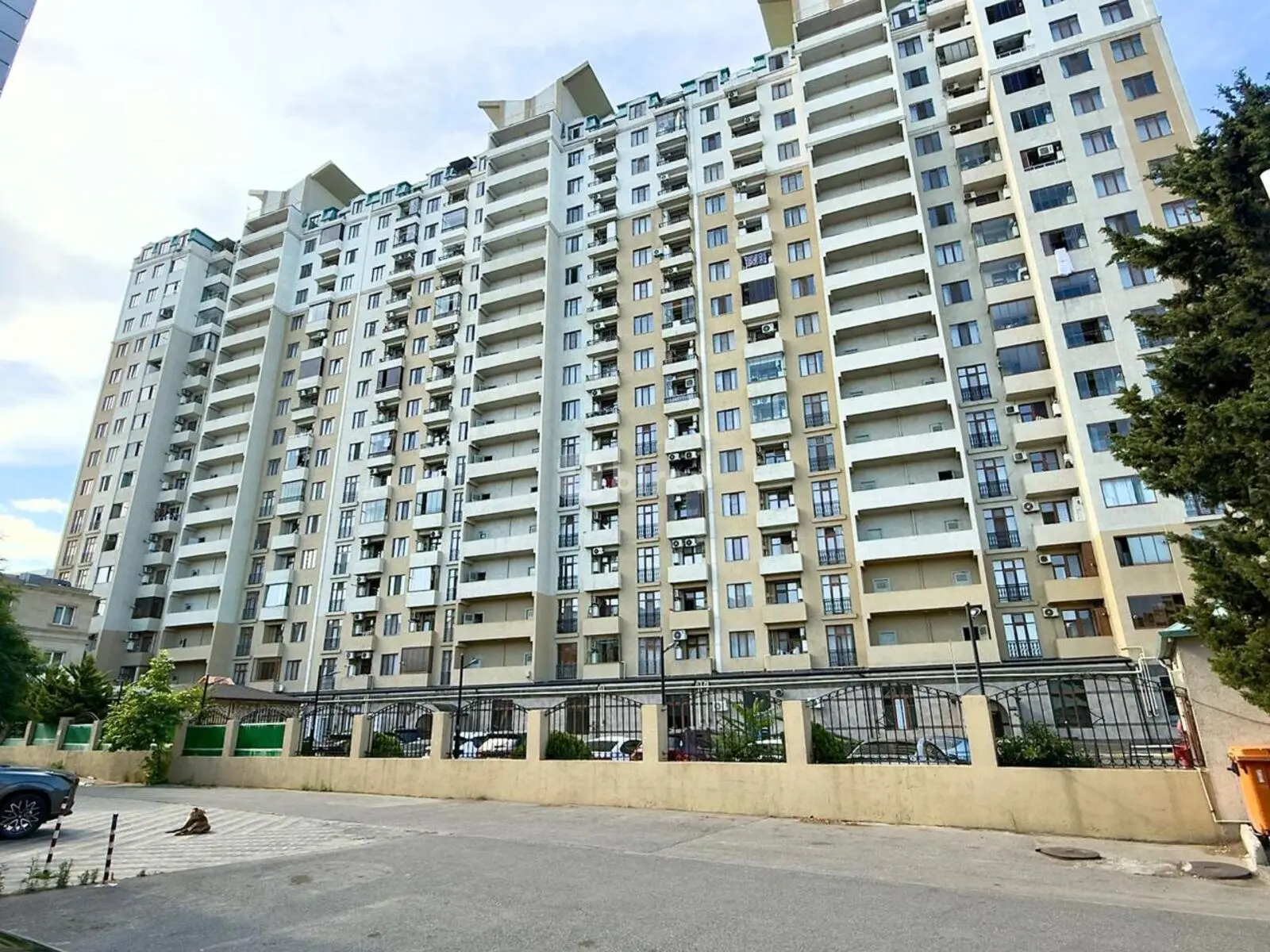 2-комнатная квартира, 8-й микрорайон, Süleyman Sani Axundov küç., Бинагадинский район — фото 1
