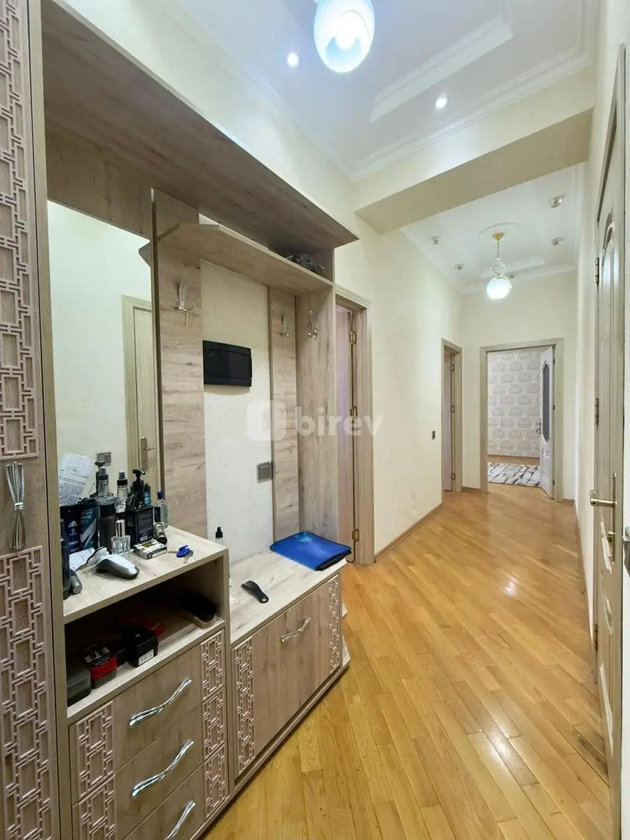 2-комнатная квартира, 8-й микрорайон, Süleyman Sani Axundov küç., Бинагадинский район — фото 10