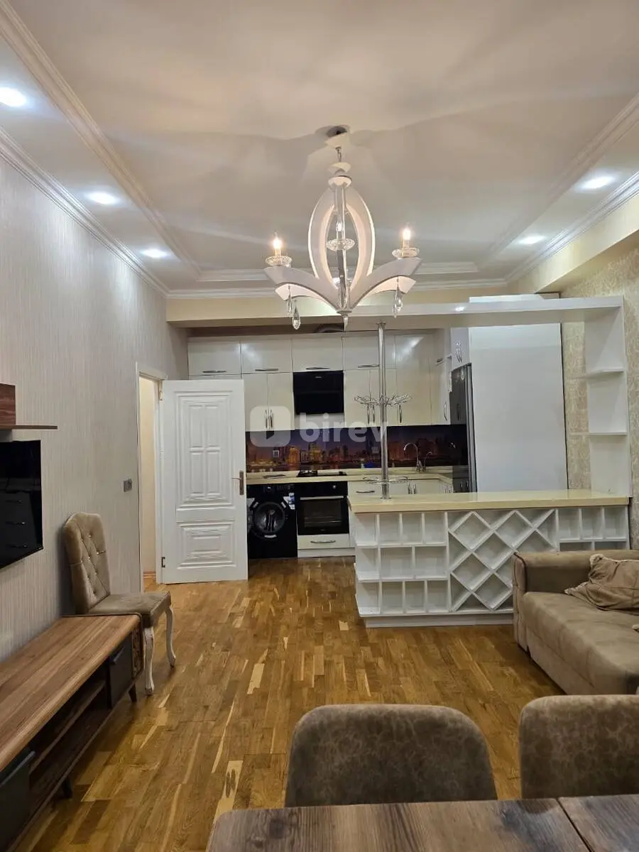 3-комнатная квартира, 8-й микрорайон, Süleyman Sani Axundov 3a, Бинагадинский район — фото 2
