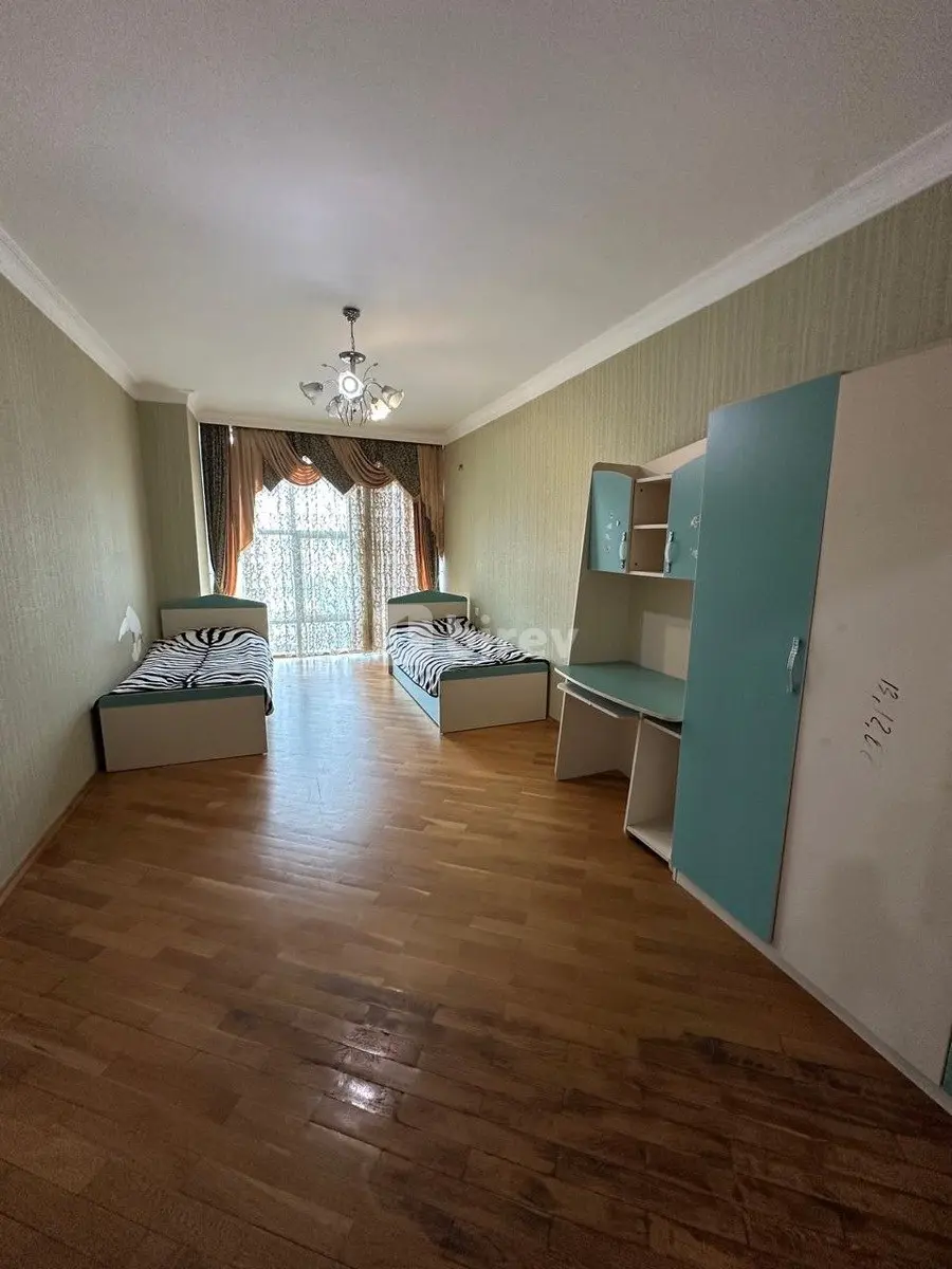 3-комнатная квартира, Наримановский район, Həsənoğlu küçəsi, Баку — фото 1