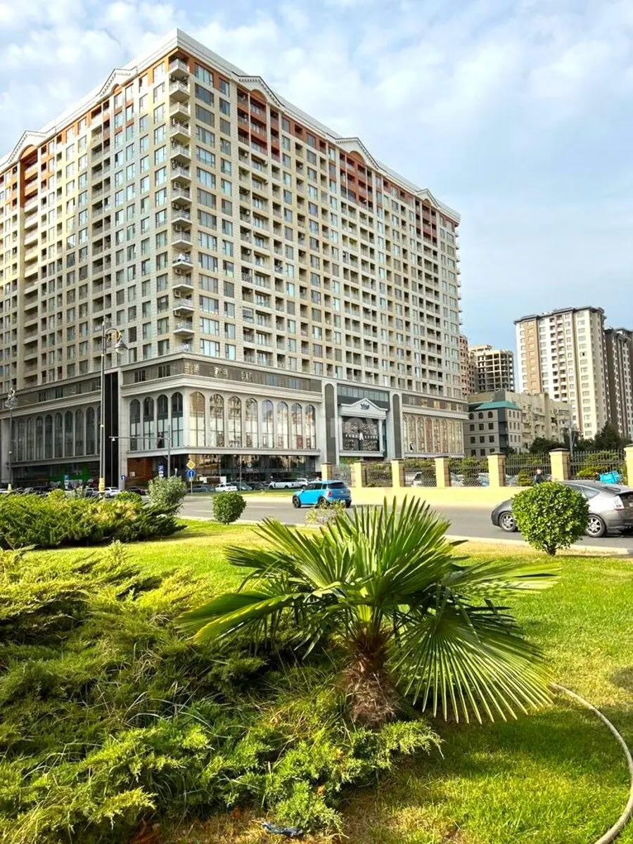 3-комнатная квартира, Хатаинский район, Afiəddin Cəlilov küç, Баку — фото 1