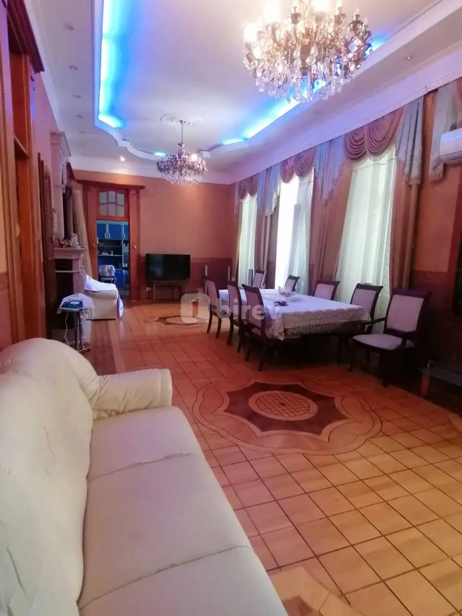 6-комнатная квартира, Ясамальский район, Salatın Əsgərova küçəsi, Баку — фото 3