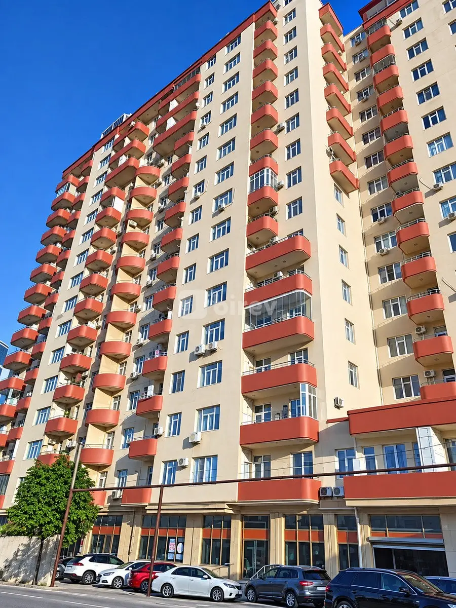 3-комнатная квартира, Хатаинский район, Qədir Məmmədov küçəsi, Баку — фото 1