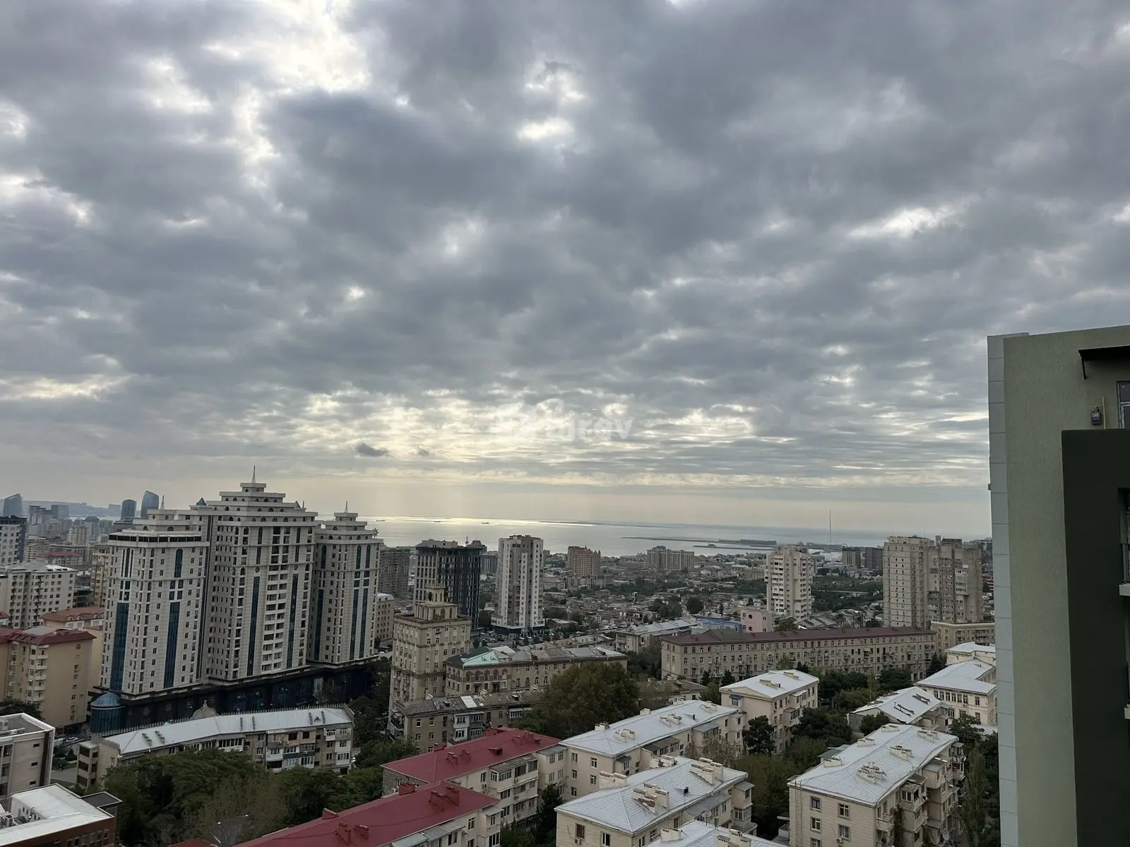 3-комнатная квартира, Ясамальский район, İsmayıl bəy Qutqaşınlı küç, Баку — фото 4