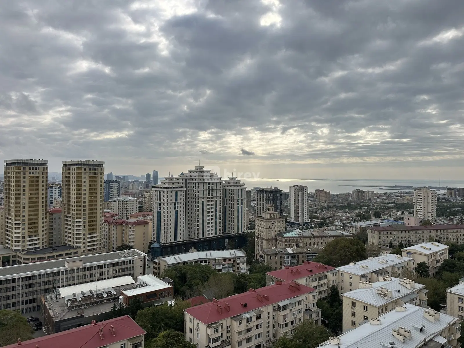 3-комнатная квартира, Ясамальский район, İsmayıl bəy Qutqaşınlı küç, Баку — фото 11