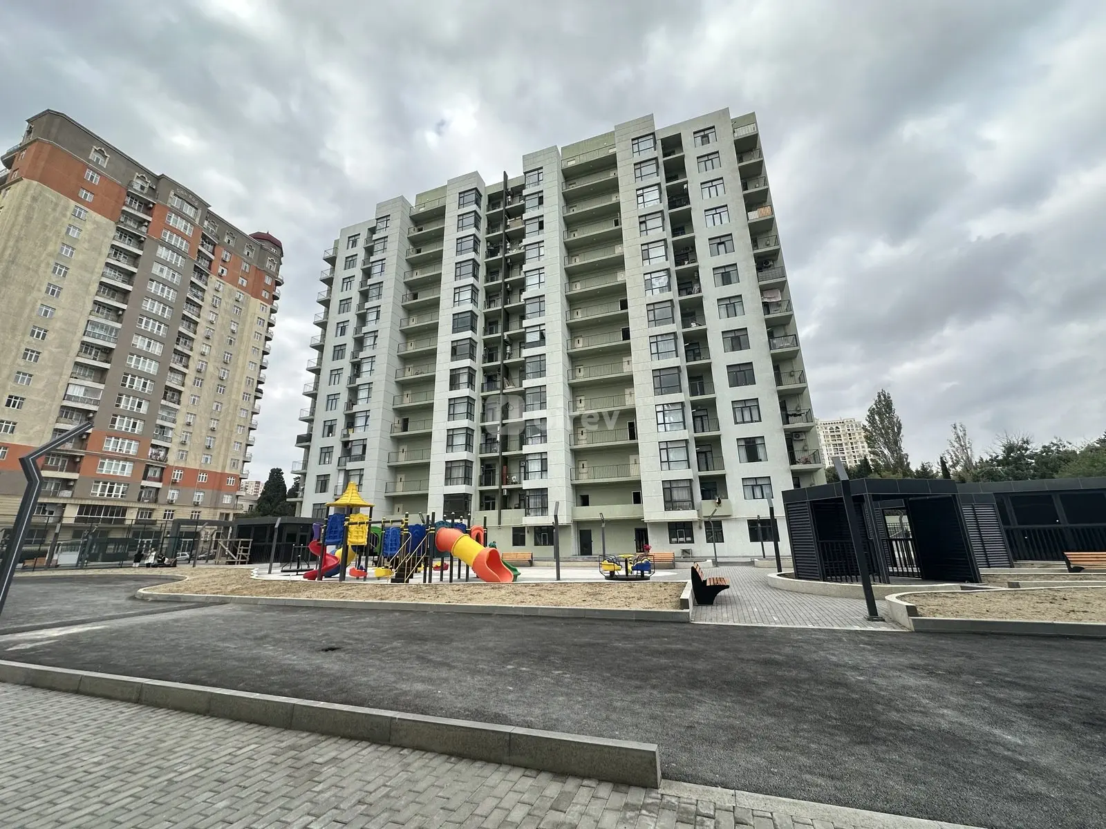 3-комнатная квартира, Ясамальский район, İsmayıl bəy Qutqaşınlı küç, Баку — фото 13