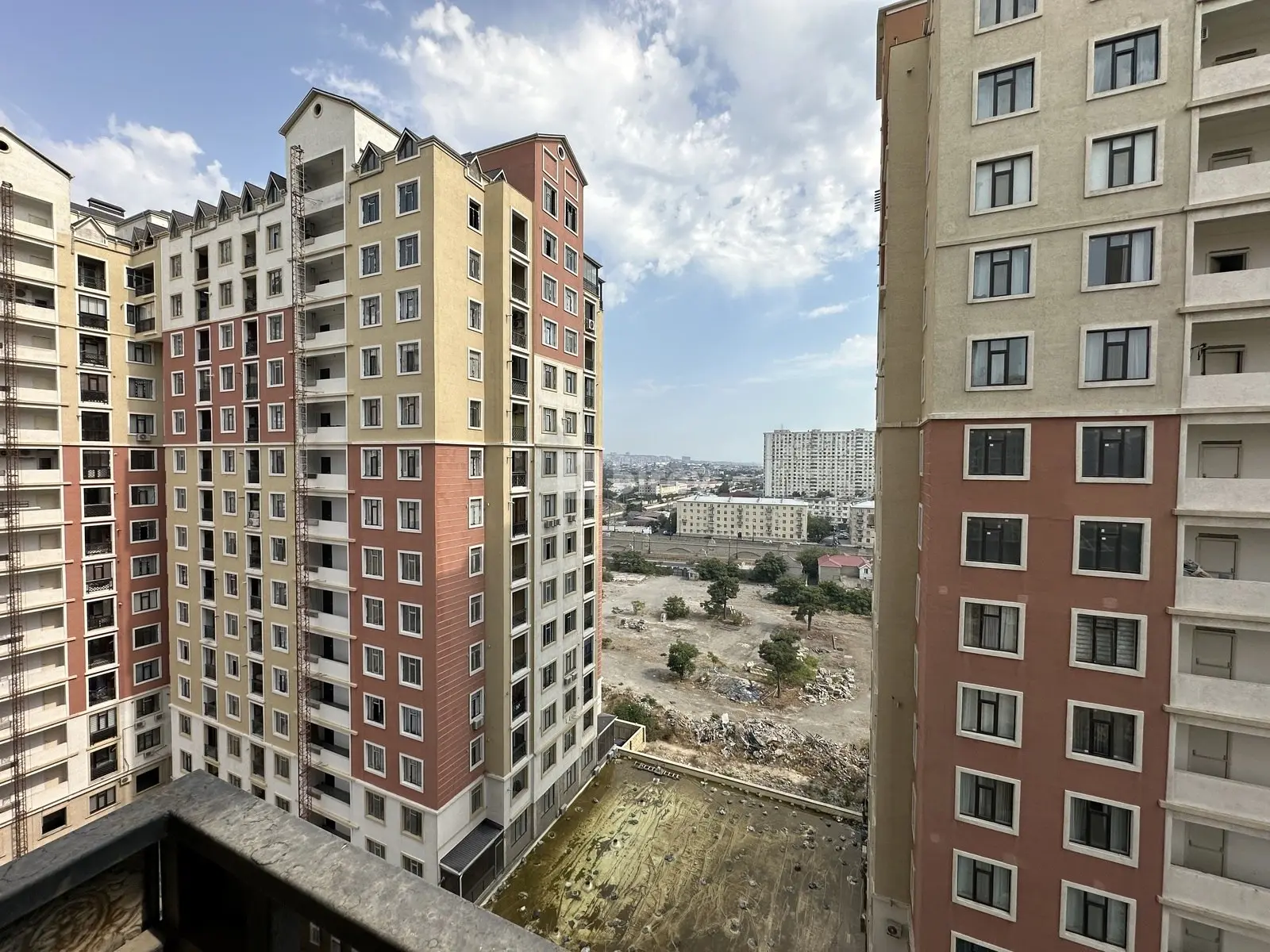 3-комнатная квартира, Наримановский район, Əliyar Əliyev küçəsi, Баку — фото 1