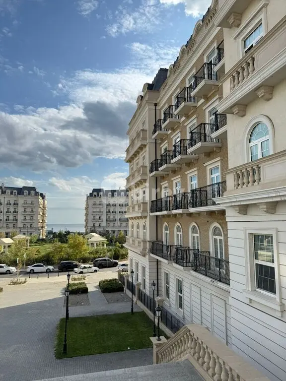 4-комнатная квартира, пос. Белый город, Mərkəzi Bulvar küç., Хатаинский район — фото 3