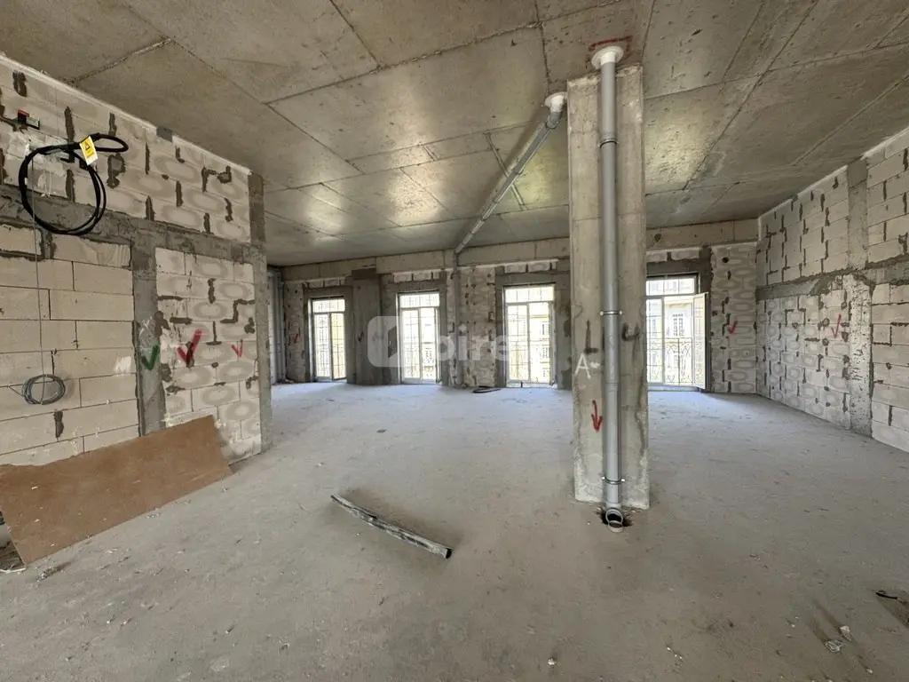 4-комнатная квартира, пос. Белый город, Mərkəzi Bulvar küç., Хатаинский район — фото 9