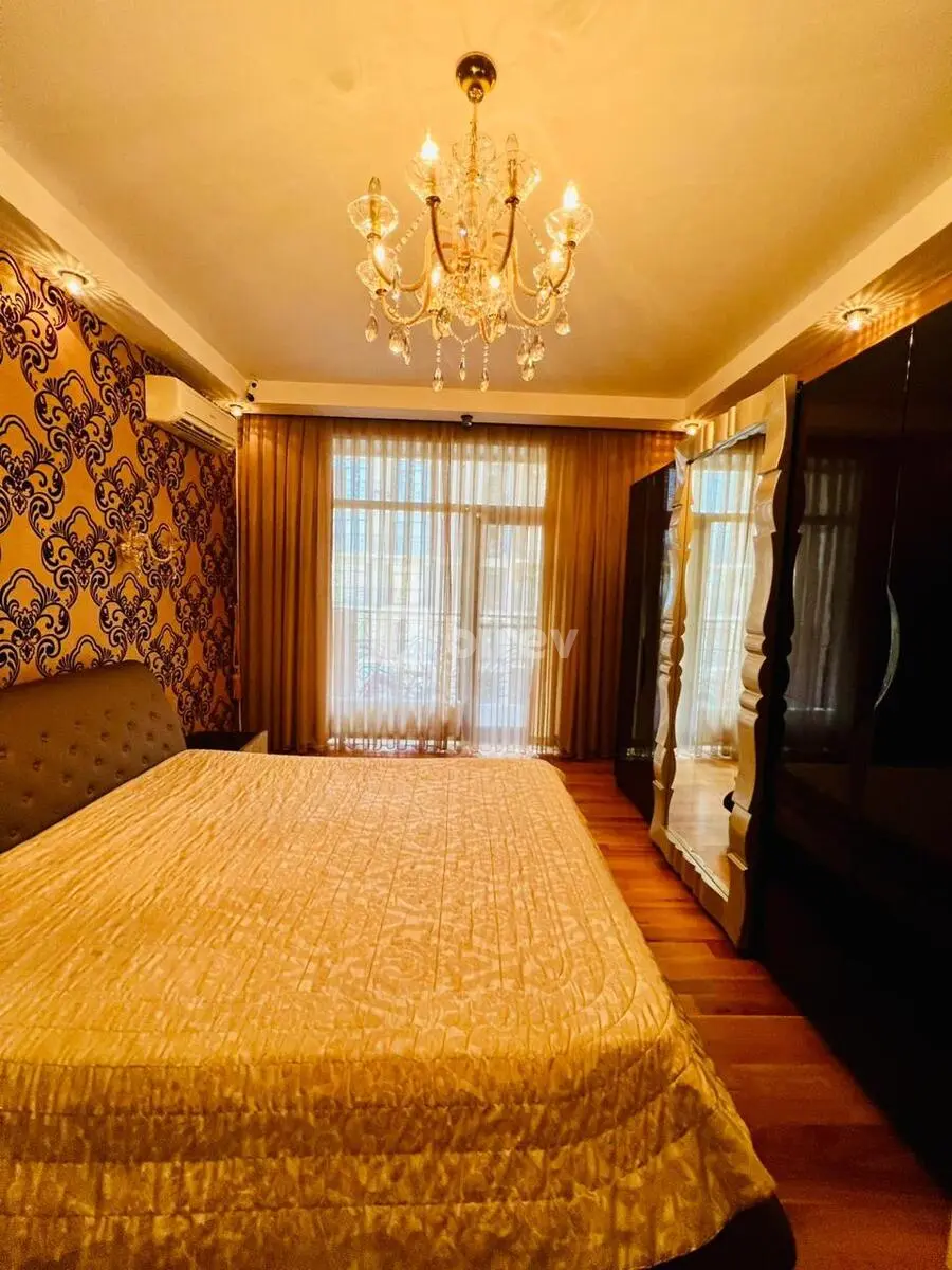 3-комнатная квартира, Наримановский район, Tələt Şıxəliyev küç., Баку — фото 8