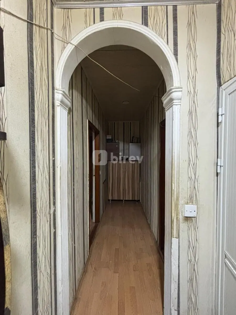 3-комнатная квартира, Насиминский район, Alı Mustafayev küçəsi 43, Баку — фото 1