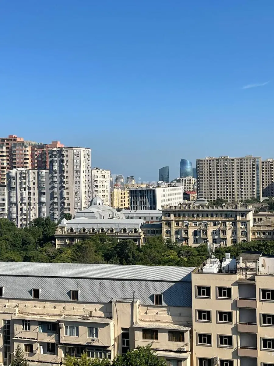 4-комнатная квартира, Насиминский район, Xan Şuşinski küç, Баку — фото 4