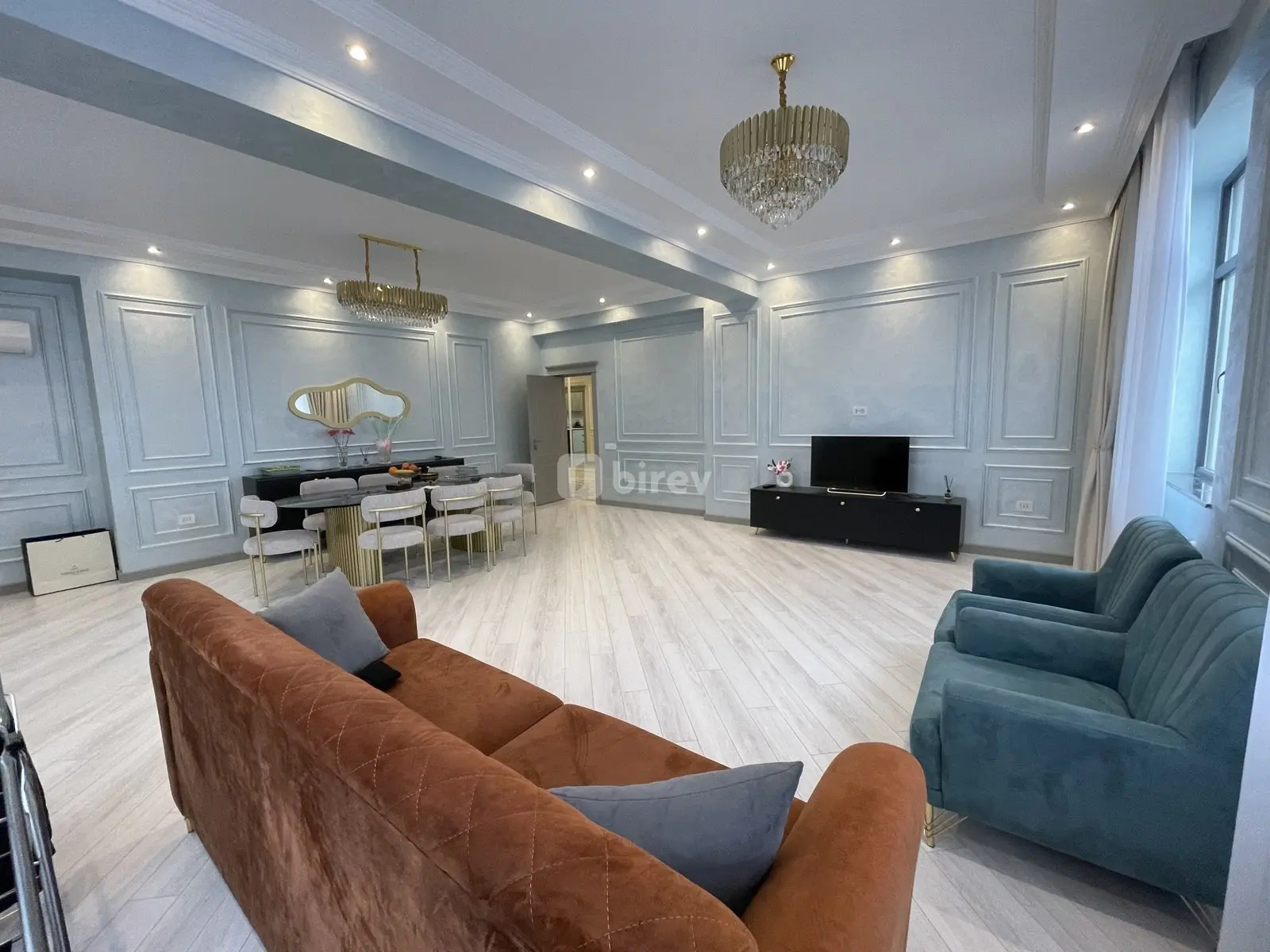 4-комнатная квартира, Насиминский район, Azadlıq pr., Баку — фото 1