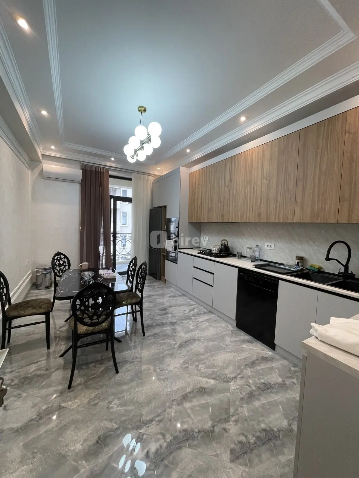 4-комнатная квартира, Насиминский район, Azadlıq pr., Баку — фото 3