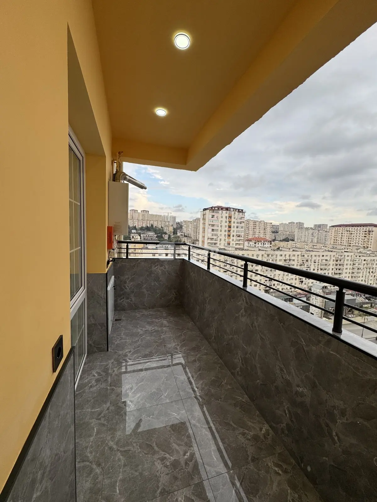 3-комнатная квартира, пос. Ази Асланов, Həzi Aslanov qəs., Хатаинский район — фото 23