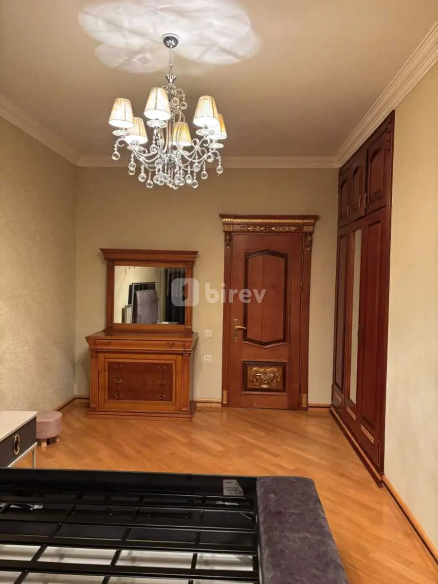 3-комнатная квартира, 6-й микрорайон, Svetlana Məmmədova küç., Бинагадинский район — фото 9