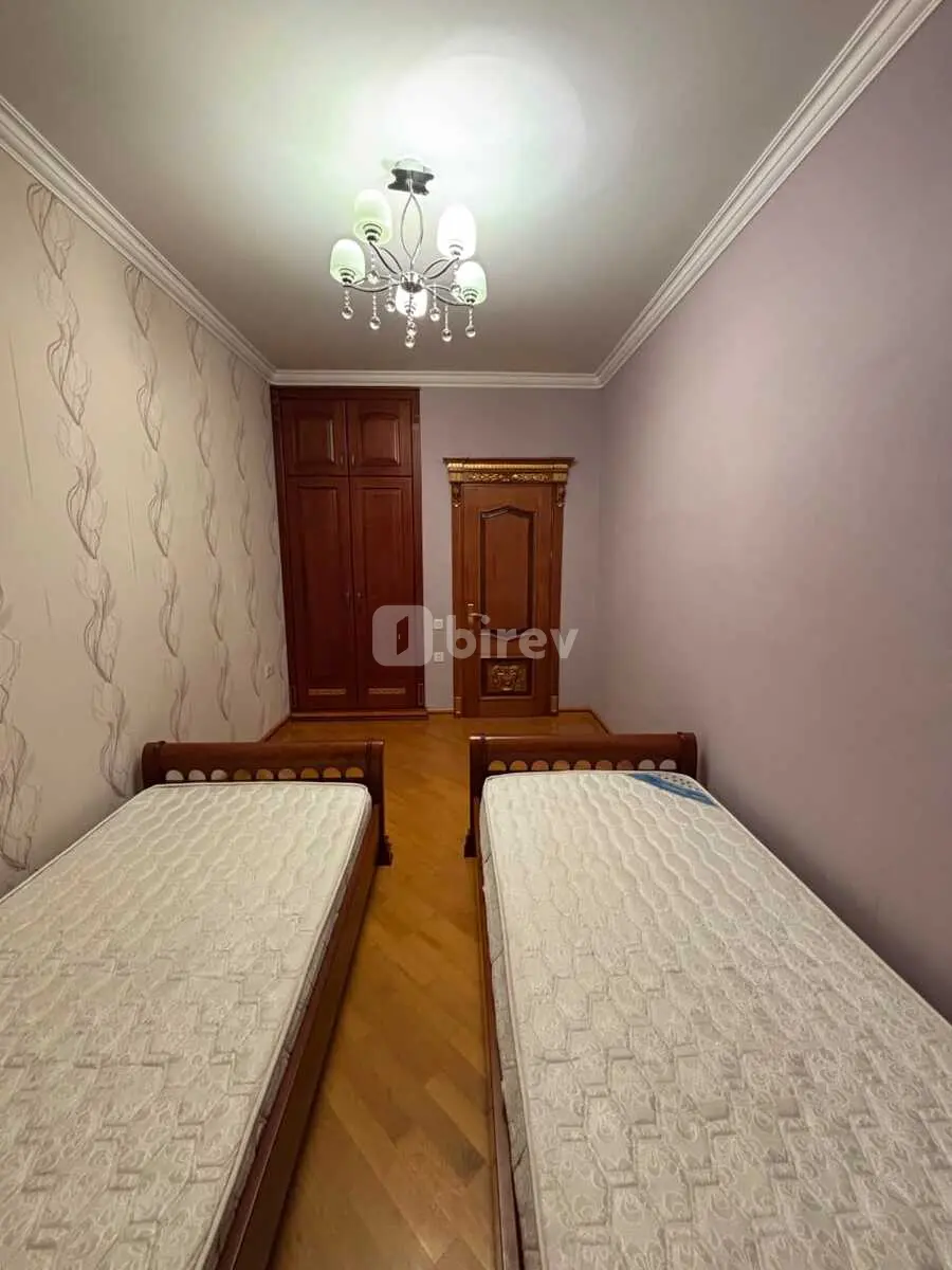 3-комнатная квартира, 6-й микрорайон, Svetlana Məmmədova küç., Бинагадинский район — фото 20