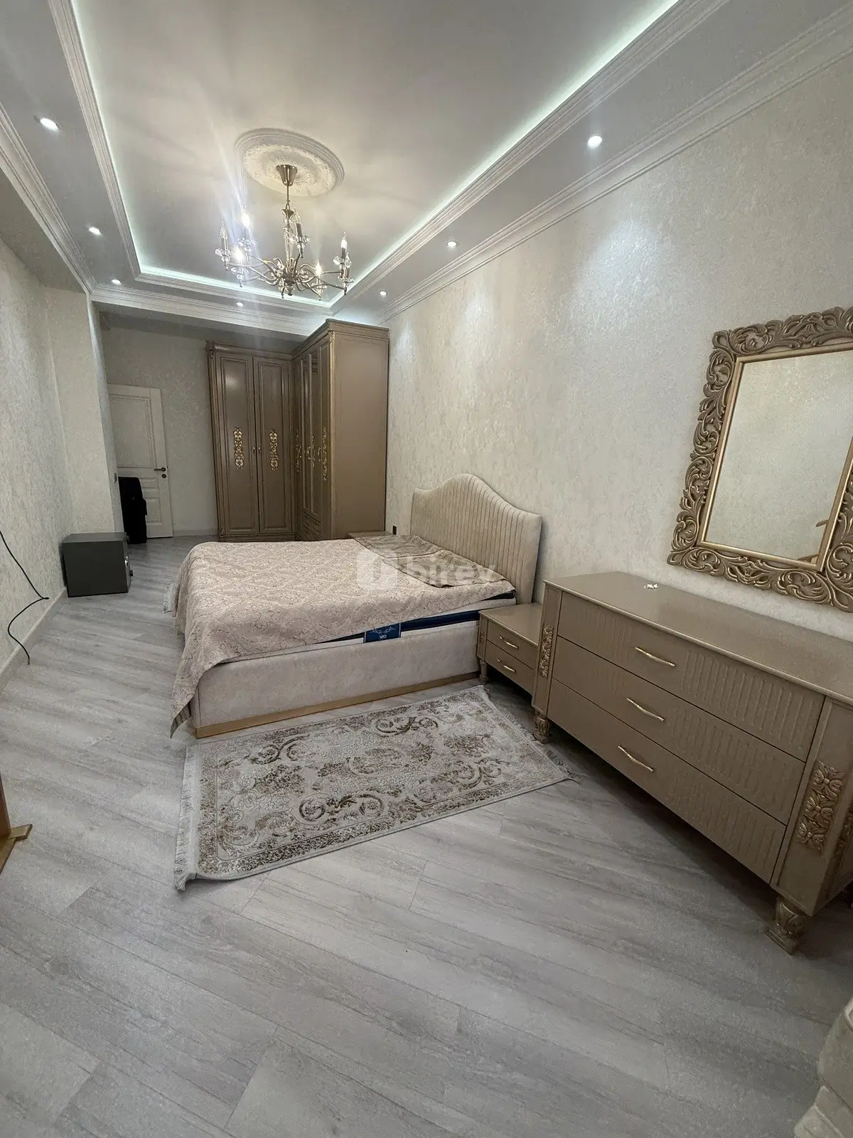 4-комнатная квартира, Наримановский район, Möhsün Sənani küçəsi, Баку — фото 9