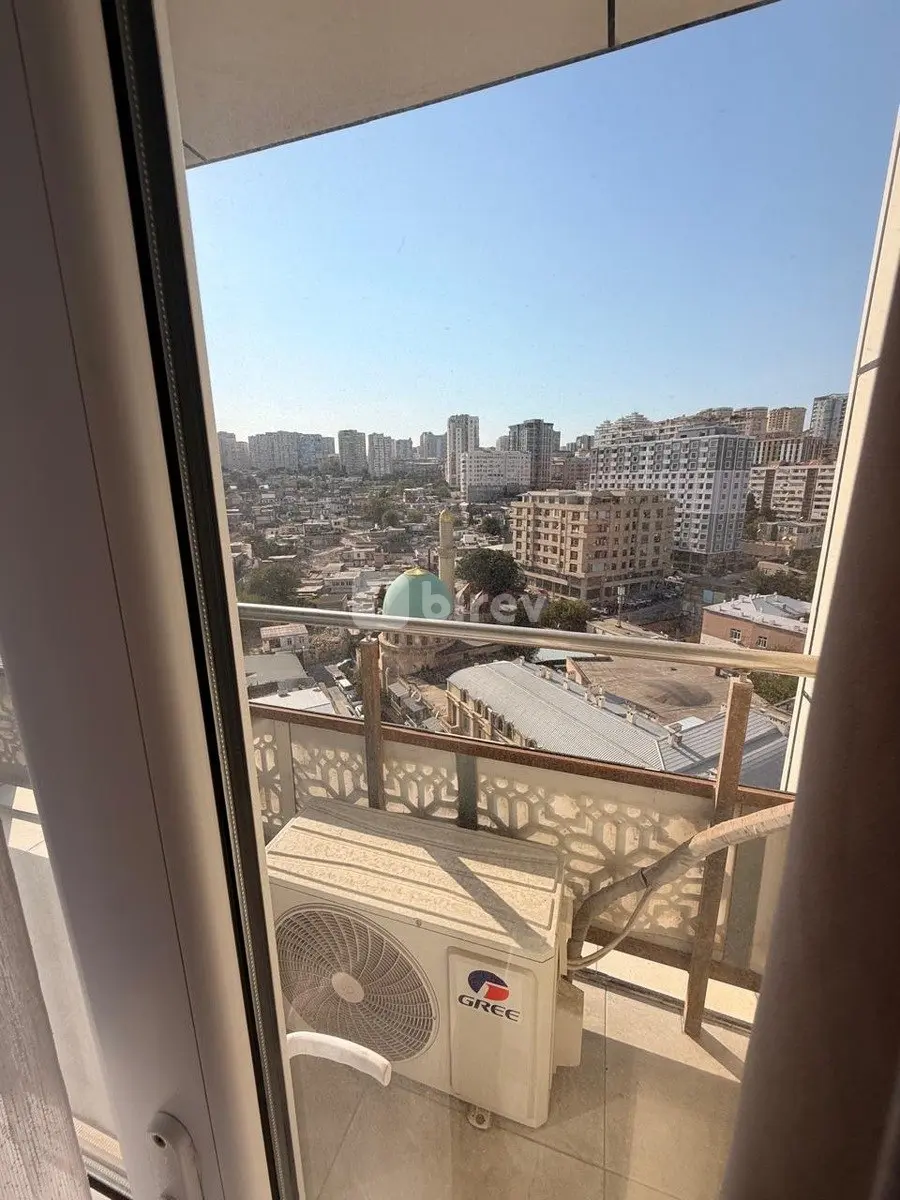 3-комнатная квартира, Насиминский район, Zərgərpalan küç. 13, Баку — фото 8