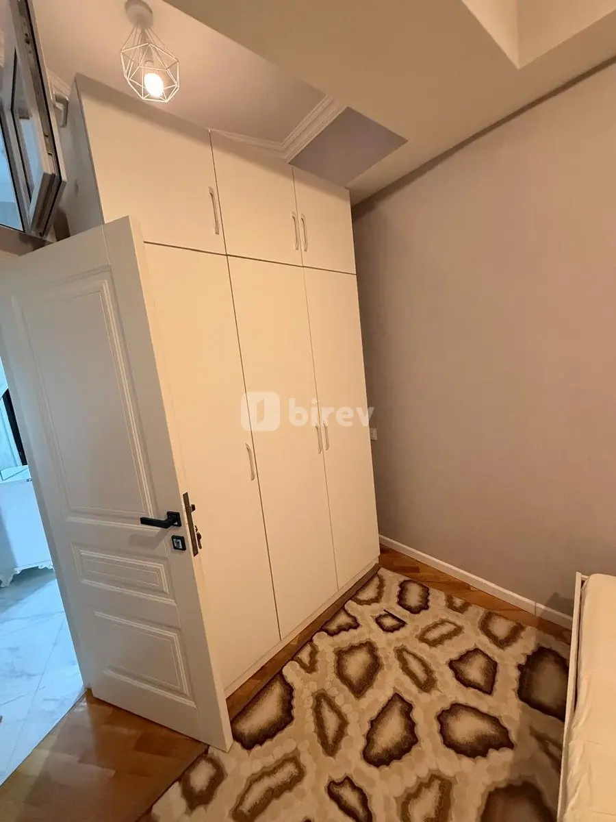 3-комнатная квартира, Насиминский район, Zərgərpalan küç. 13, Баку — фото 11