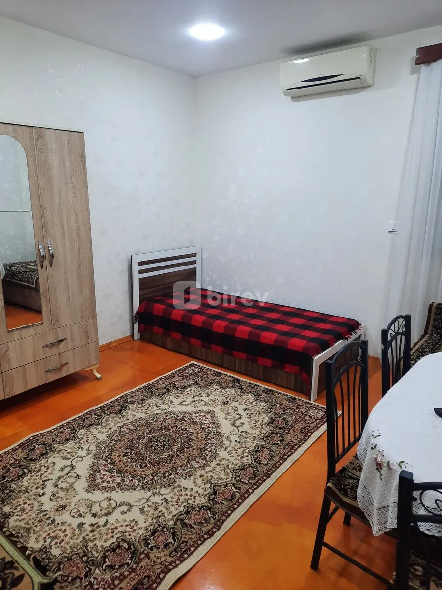 1-комнатная квартира, пос. Кубинка, M. Rəfili 25, Насиминский район — фото 1