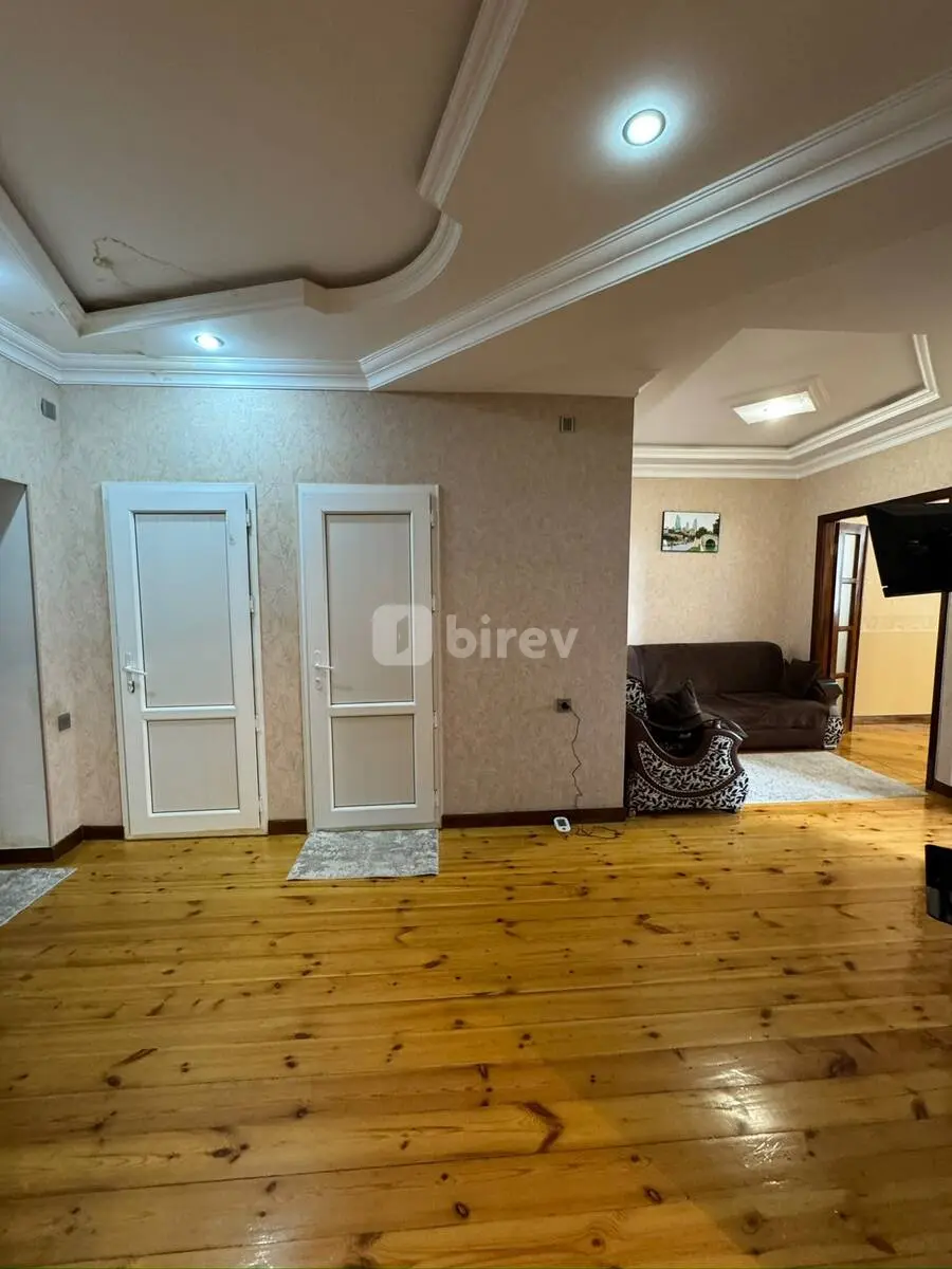 3-комнатная квартира, пос. 8-й километр, Elşən Süleymanov küç., Низаминский район — фото 9