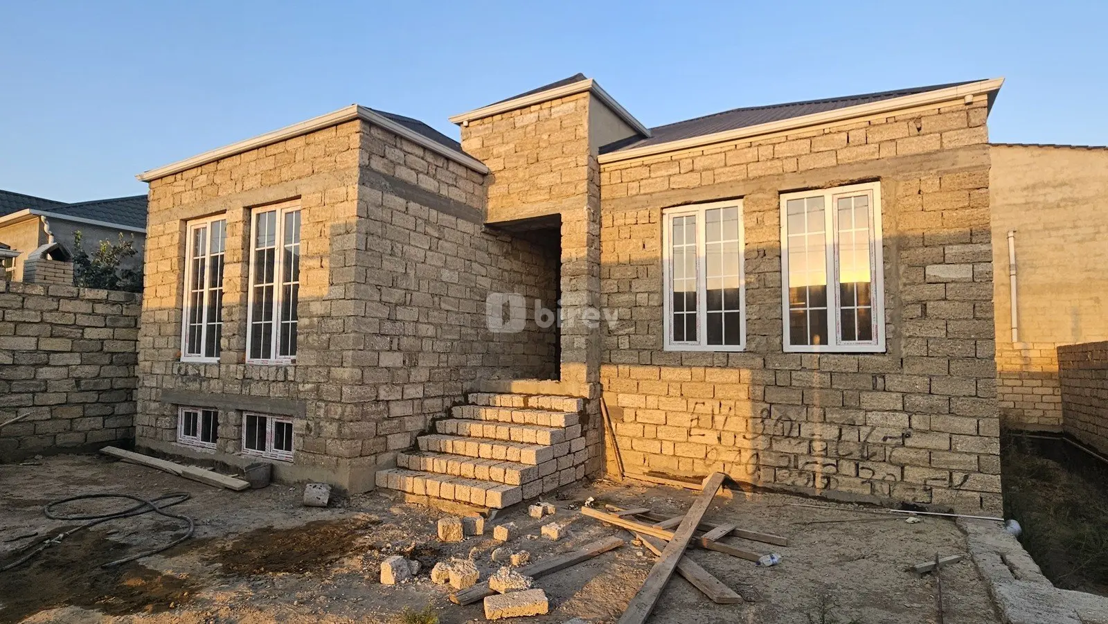 8-комнатный дом, пос. Деде Горгуд, Suraxanı-Zığ şossesi, Сураханский район — фото 2