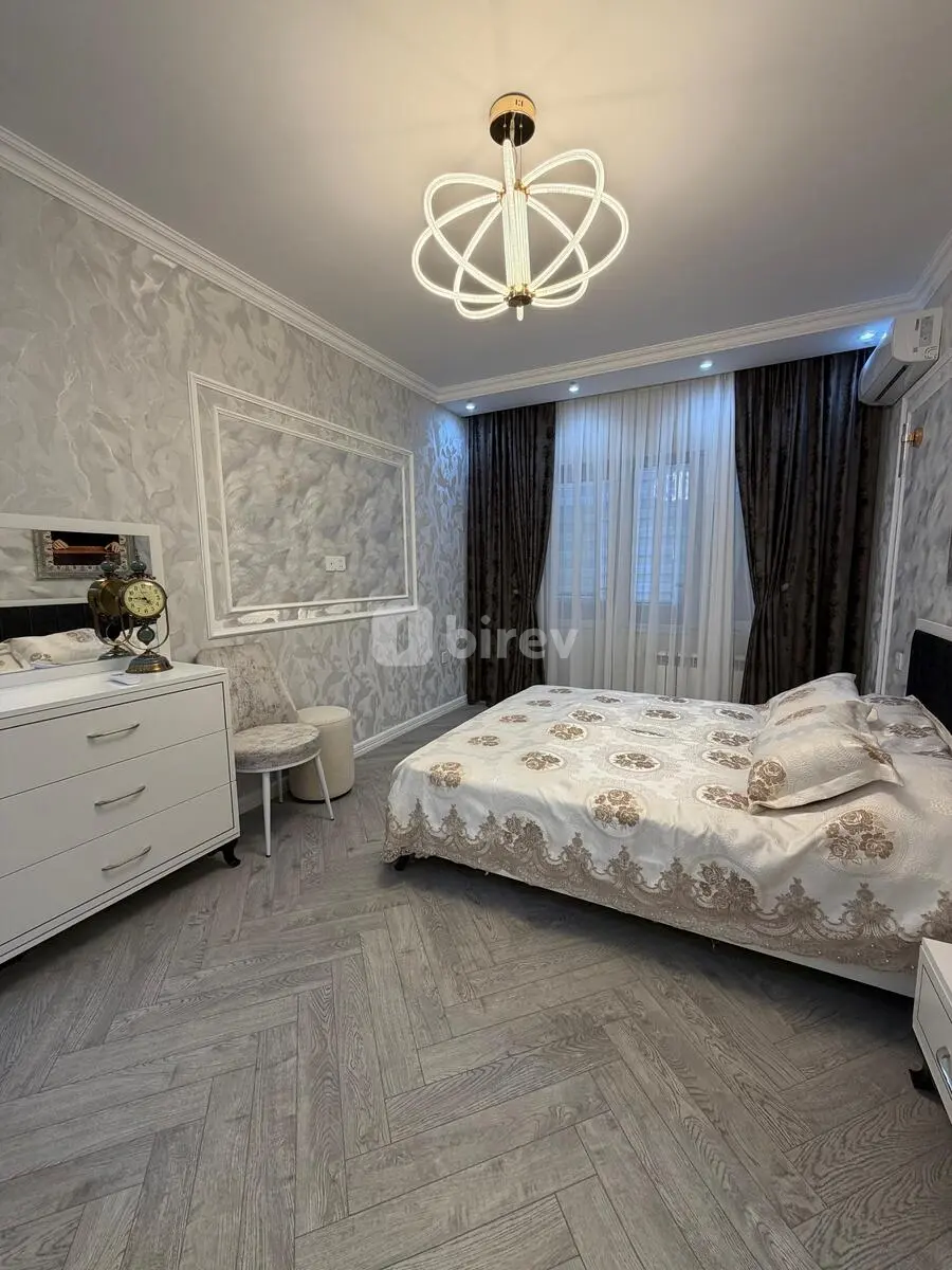 5-комнатная квартира, 4-й микрорайон, Svetlana Məmmədova küçəsi, Насиминский район — фото 4