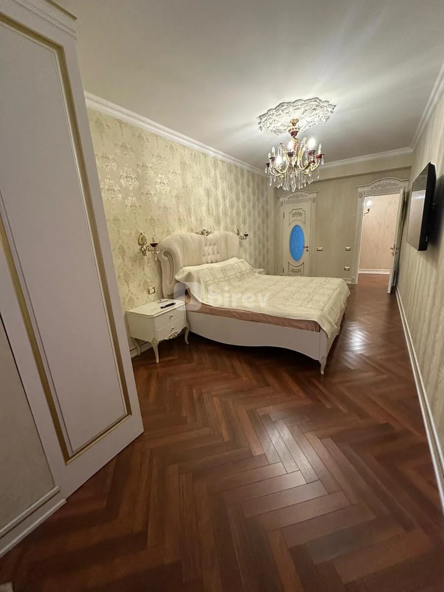 4-комнатная квартира, Насиминский район, Üzeyir Hacıbəyov küçəsi, Баку — фото 12