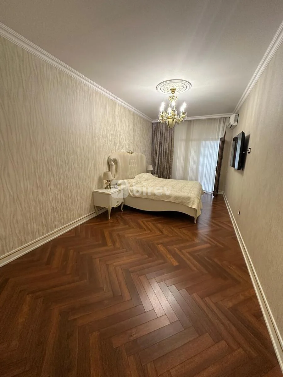 4-комнатная квартира, Насиминский район, Üzeyir Hacıbəyov küçəsi, Баку — фото 13