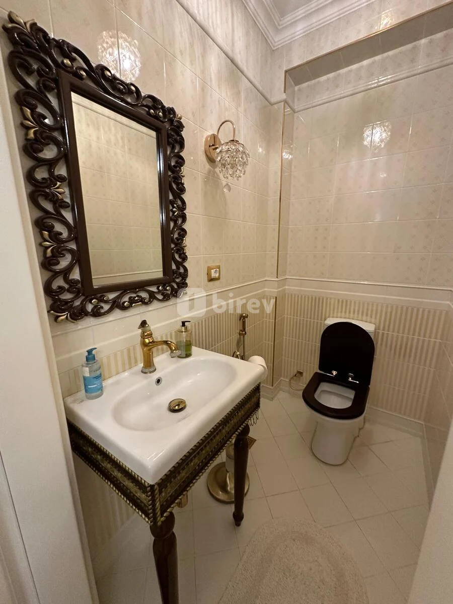 4-комнатная квартира, Насиминский район, Üzeyir Hacıbəyov küçəsi, Баку — фото 16