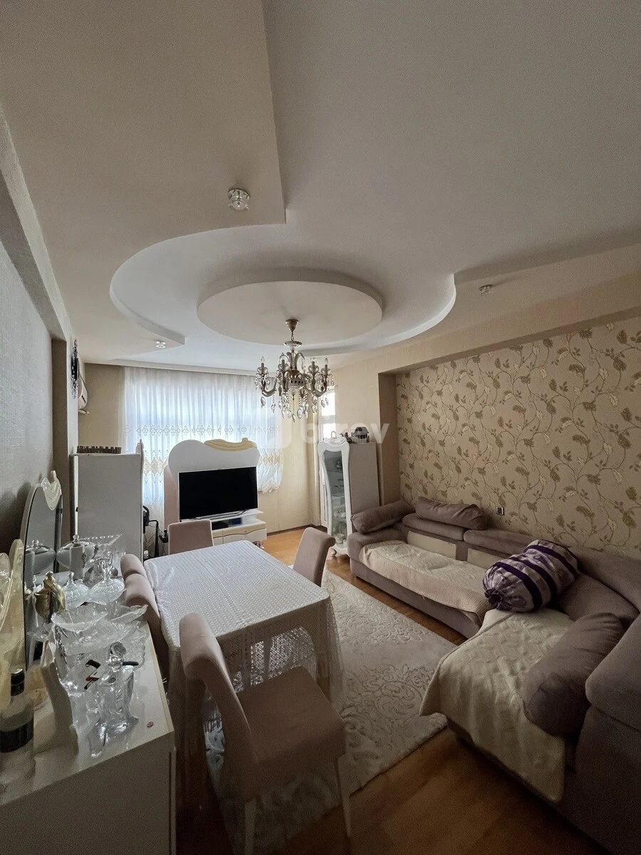 3-комнатная квартира, пос. 8-й километр, Məməmməd Şərifli küç., Низаминский район — фото 1