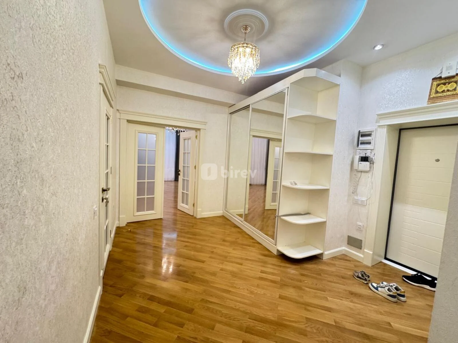 4-комнатная квартира, 8-й микрорайон, Naxçıvani küçəsi, Бинагадинский район — фото 1