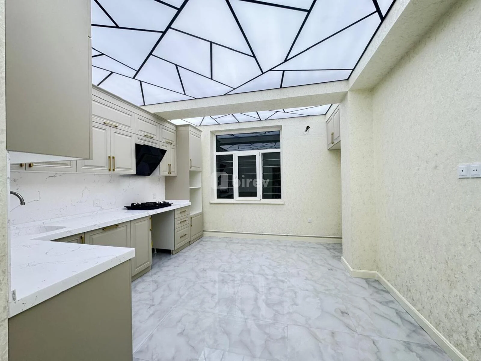 4-комнатная квартира, 8-й микрорайон, Naxçıvani küçəsi, Бинагадинский район — фото 4