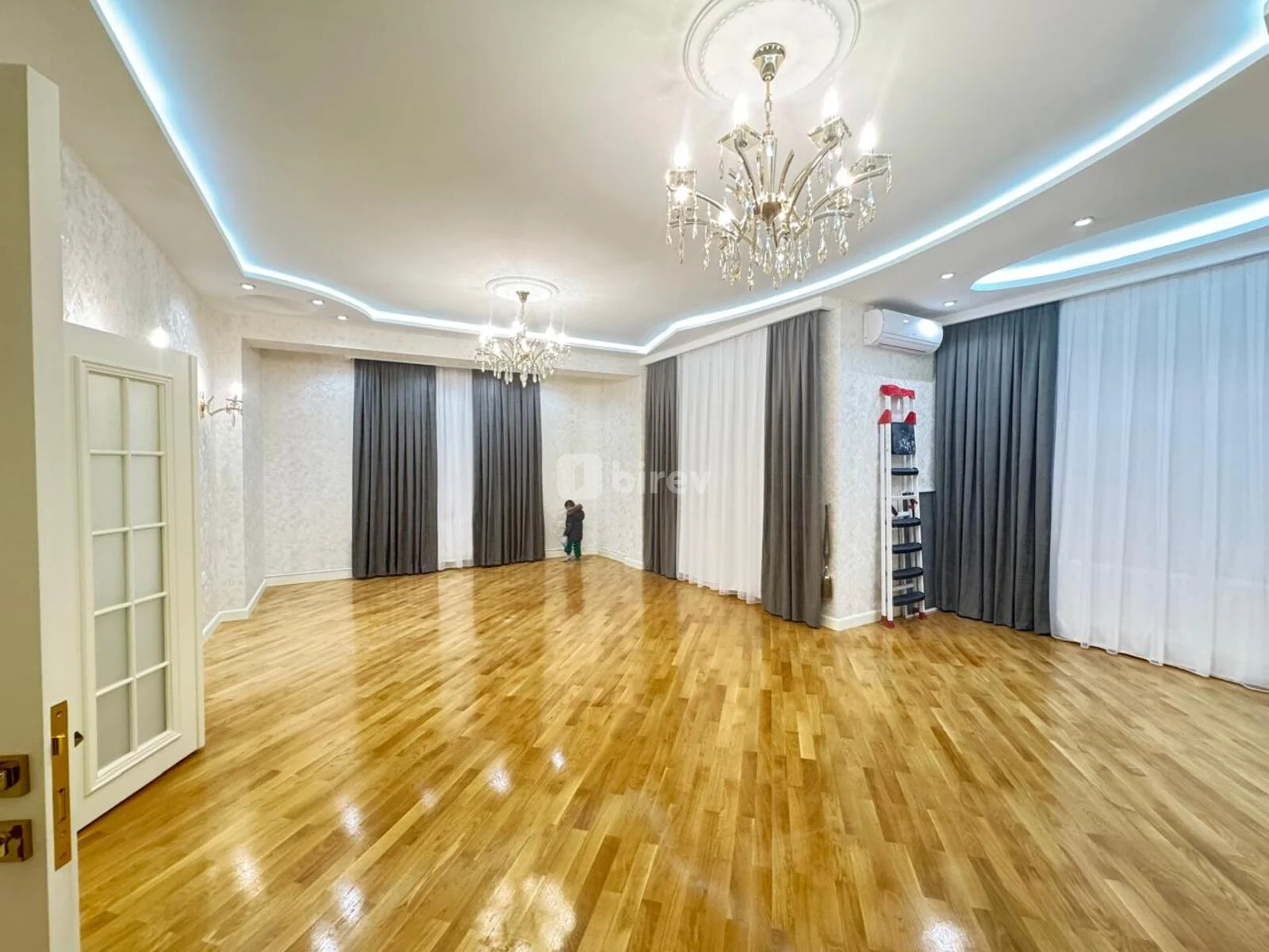 4-комнатная квартира, 8-й микрорайон, Naxçıvani küçəsi, Бинагадинский район — фото 5