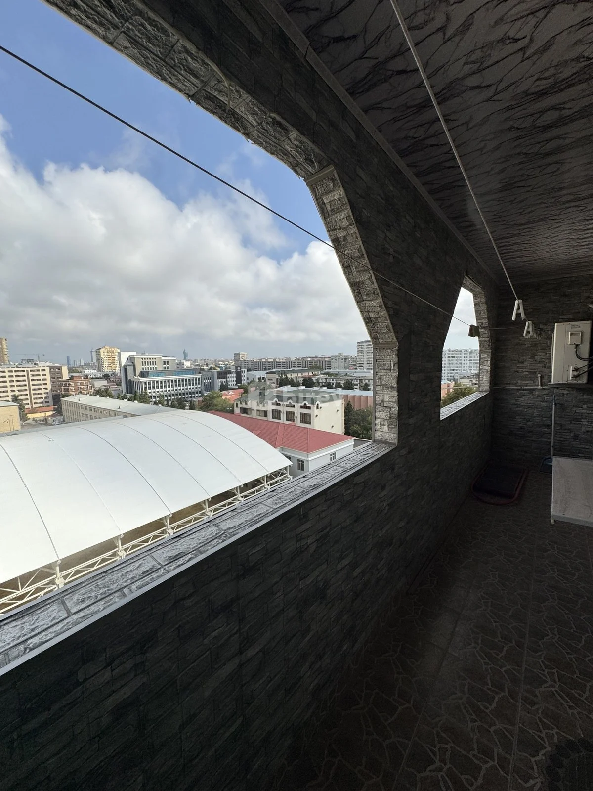 3-комнатная квартира, пос. Бинагади, Əcəmi Naxçıvani küç., ev 2, mənzil 53., Бинагадинский район — фото 11