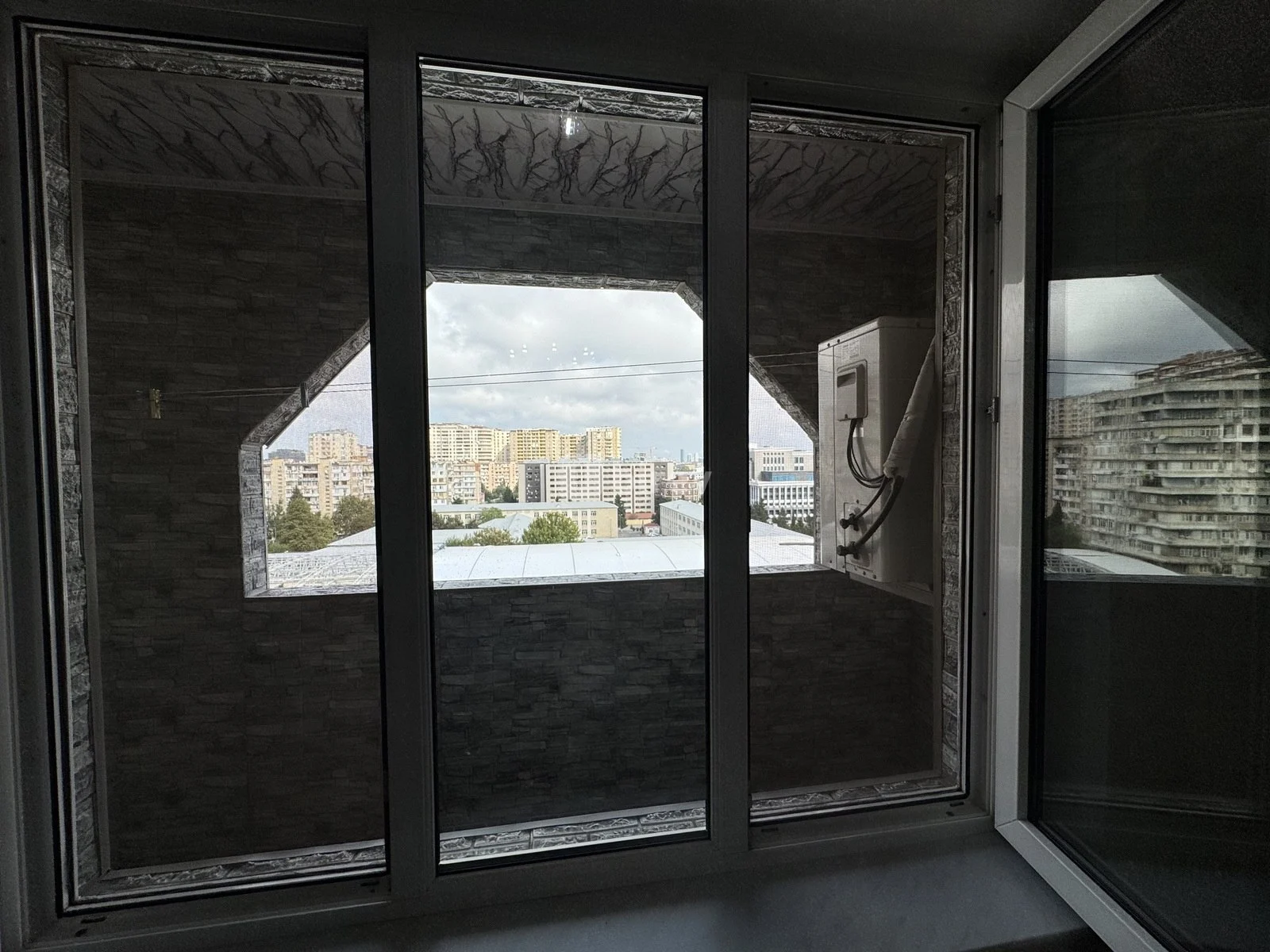 3-комнатная квартира, пос. Бинагади, Əcəmi Naxçıvani küç., ev 2, mənzil 53., Бинагадинский район — фото 25