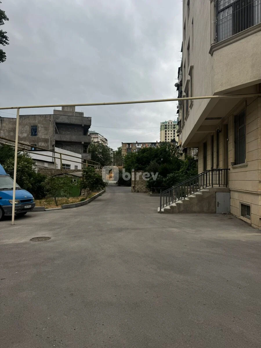 3-комнатная квартира, Низаминский район, Elşən Süleymanov küç. 135, Баку — фото 14