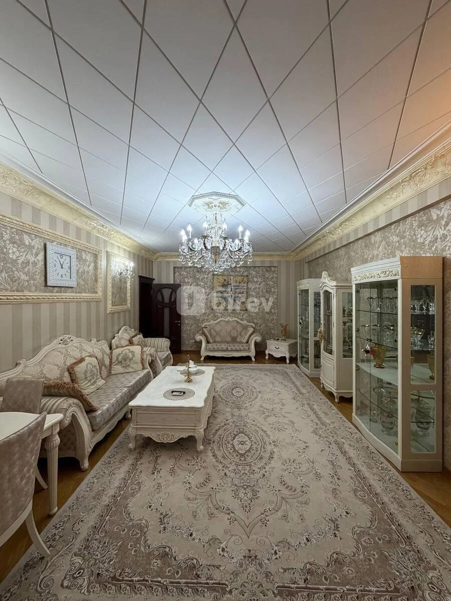 5-комнатная квартира, Наримановский район, Faiq Yusifov küçəsi, Баку — фото 1