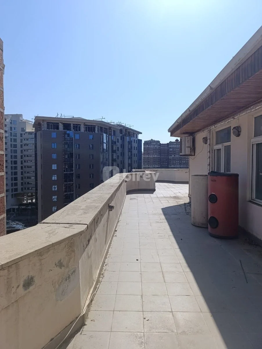 10-комнатная квартира, пос. Кубинка, İzzət Həmidov küç., Насиминский район — фото 3