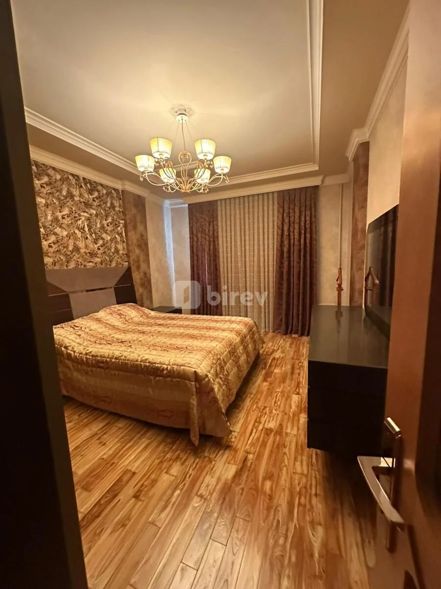 6-комнатная квартира, 3-й микрорайон, Asif Məhərrəmov küçəsi, ev 1D, Насиминский район — фото 7